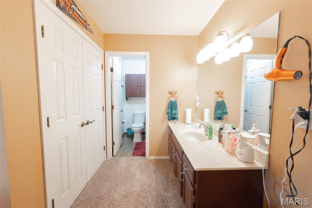 1606 Amber Place Property Photo 38