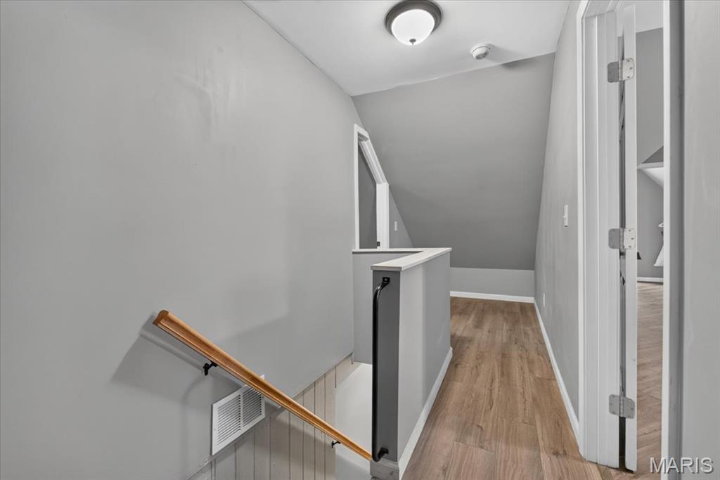 614 S High Street Property Photo 27
