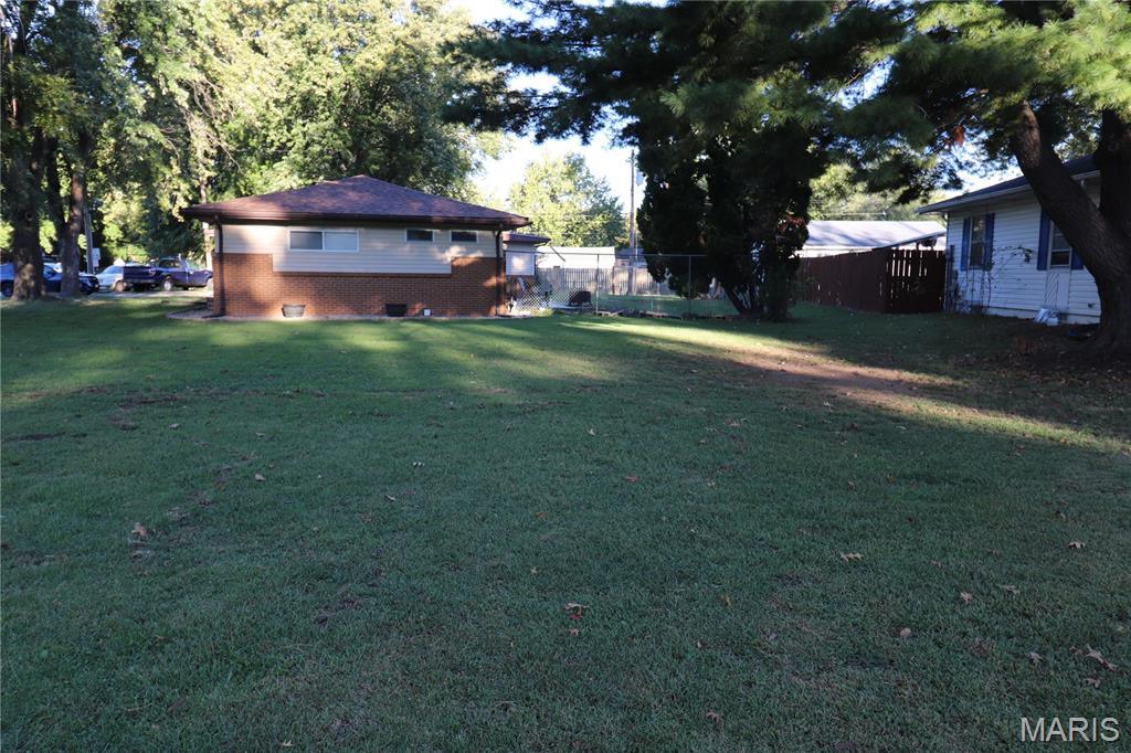 501 Old Caseyville Road Property Photo 3