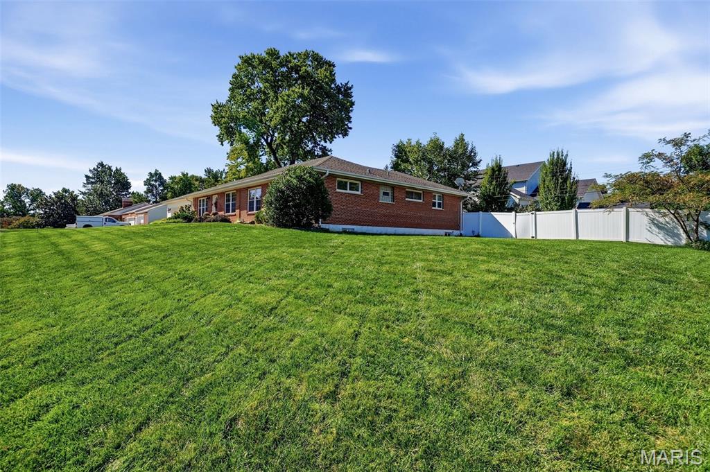 8811 Watson Woods Court Property Photo 4