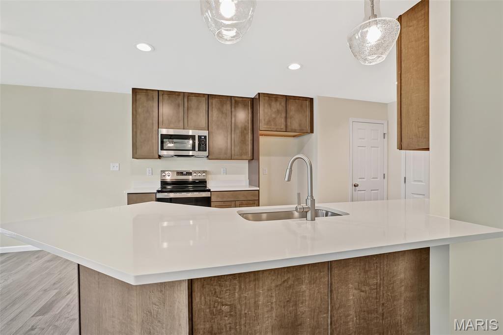 155 Ripple Creek Drive Property Photo 8