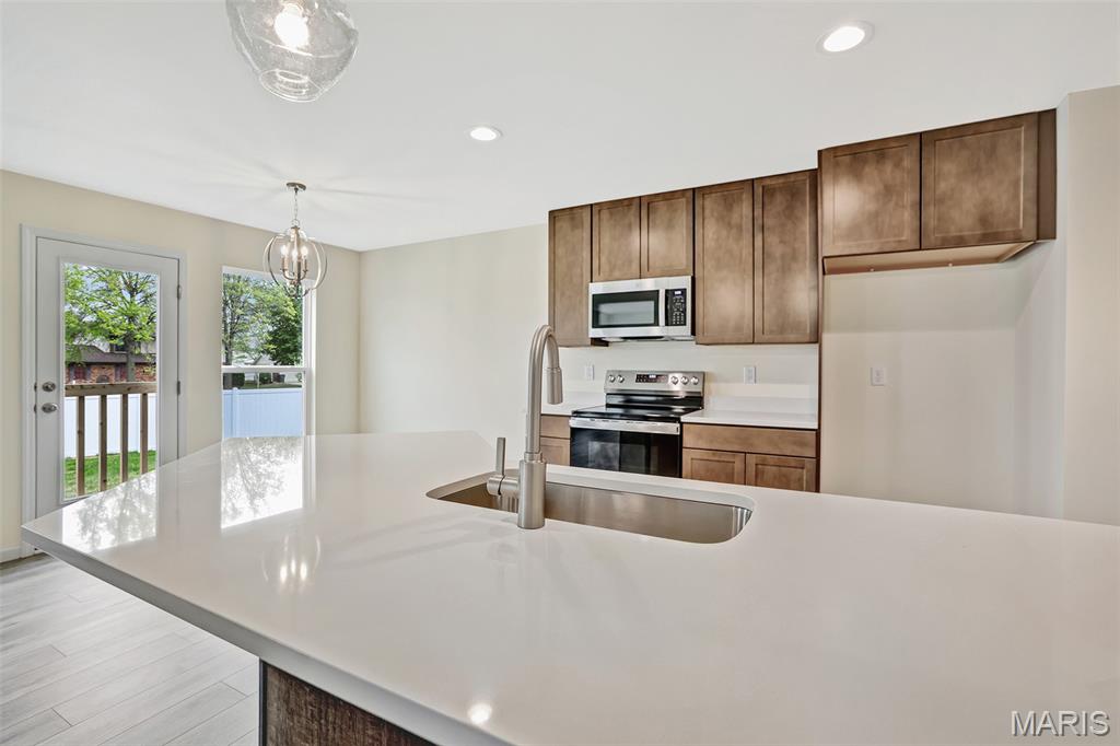 155 Ripple Creek Drive Property Photo 16