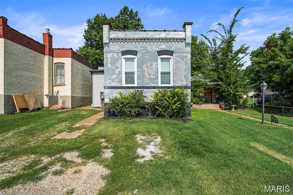 769 Zeiss Avenue Property Photo 2