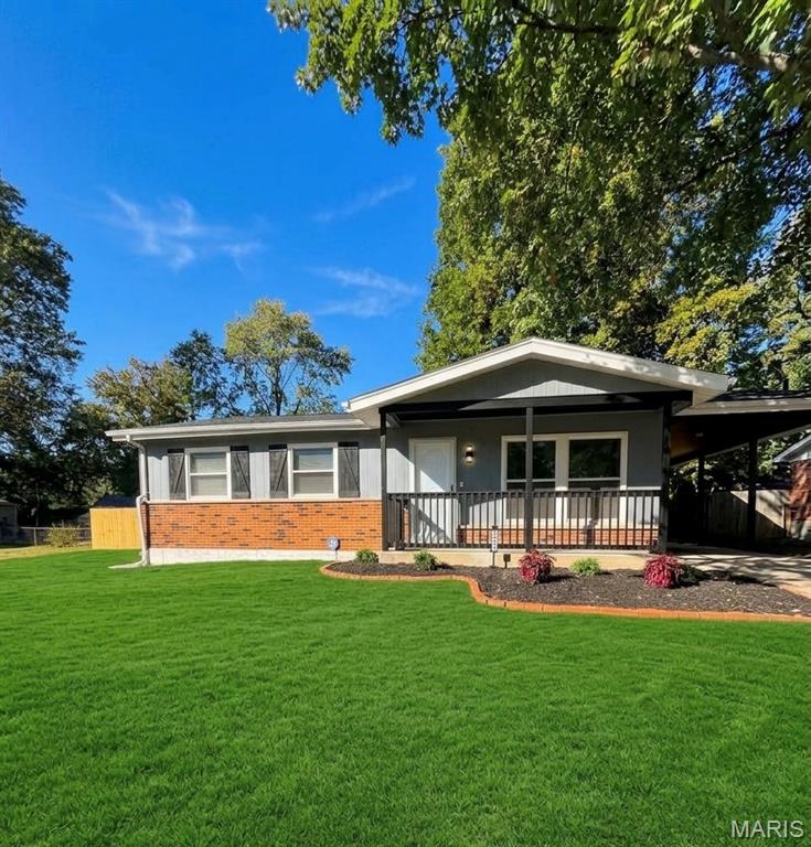 1459 Cove Lane Property Photo 1