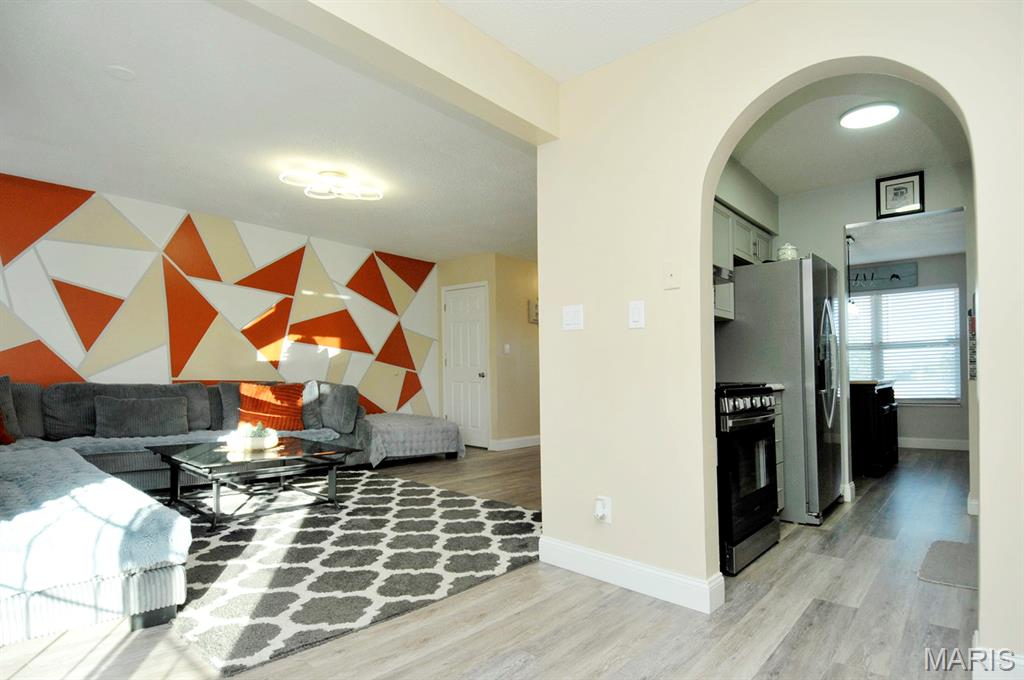 2343 Telegraph Road Property Photo 6