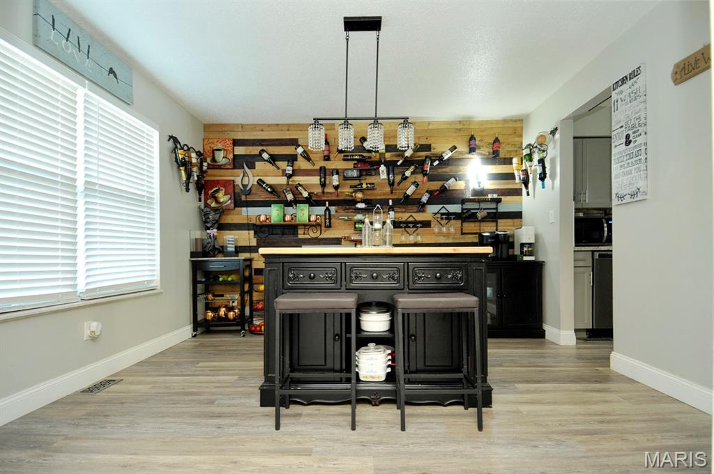 2343 Telegraph Road Property Photo 14