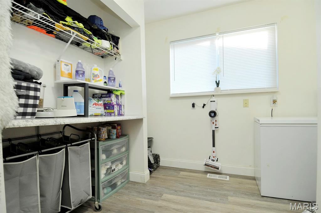 2343 Telegraph Road Property Photo 22