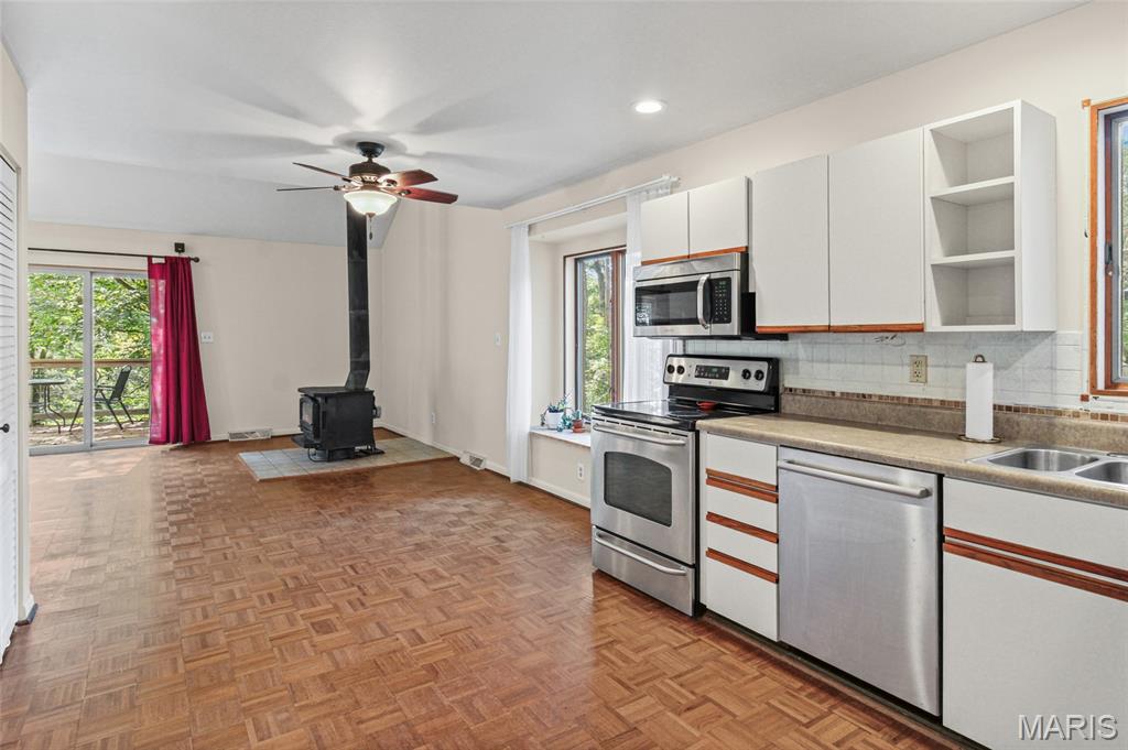 2346 State Road F Property Photo 8