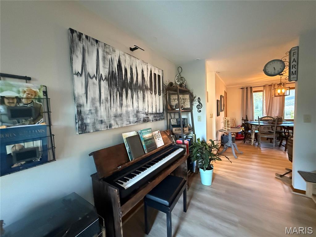 302 Park Plaza Property Photo 3