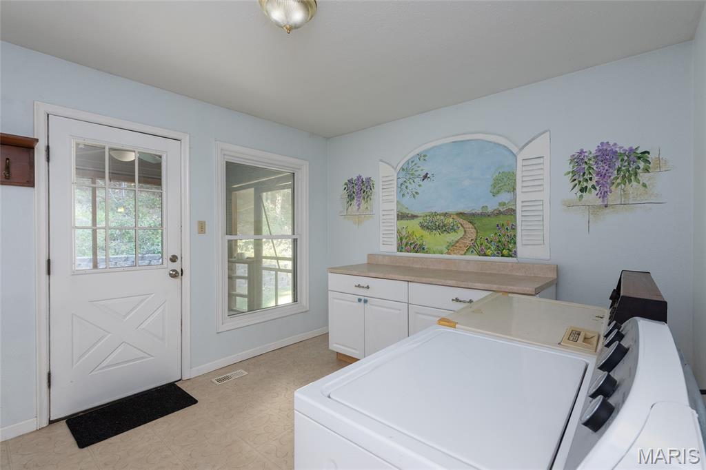 1319 Timber Terra Road Property Photo 12