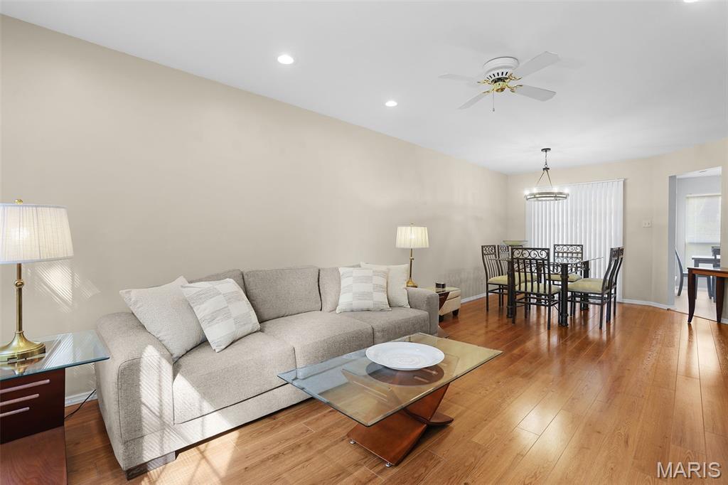 1503 Whispering Creek Drive Property Photo 3