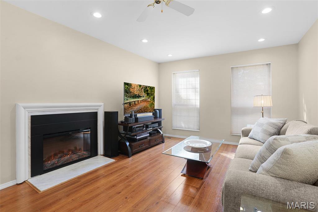 1503 Whispering Creek Drive Property Photo 4