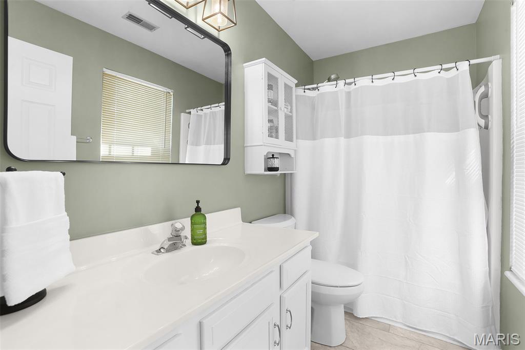 1503 Whispering Creek Drive Property Photo 18