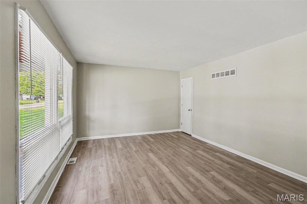 735 Starlet Drive Property Photo 3
