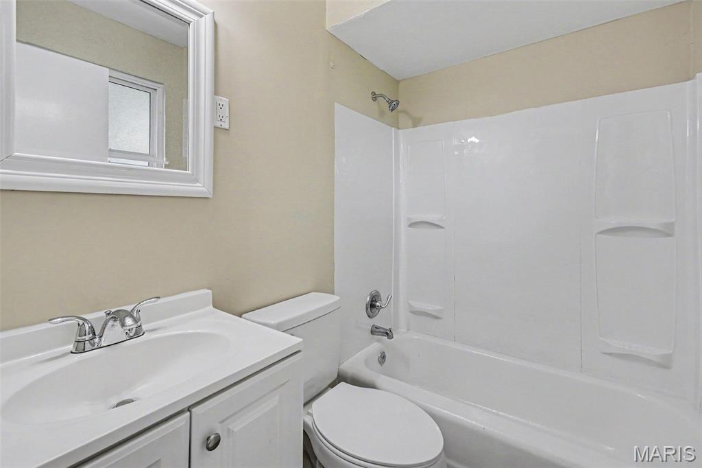 735 Starlet Drive Property Photo 11