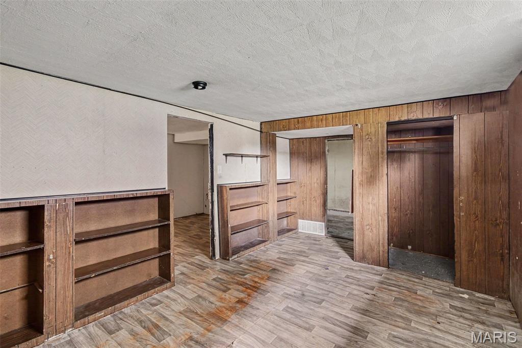 735 Starlet Drive Property Photo 14