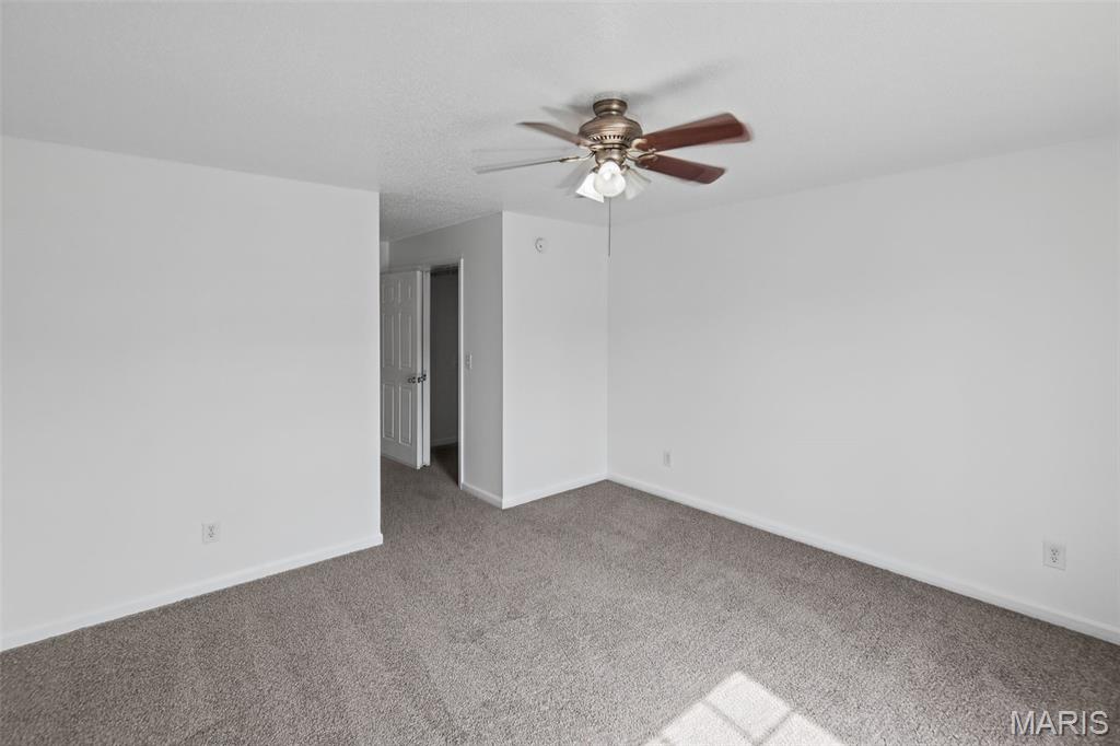 302 E Central Street Property Photo 23