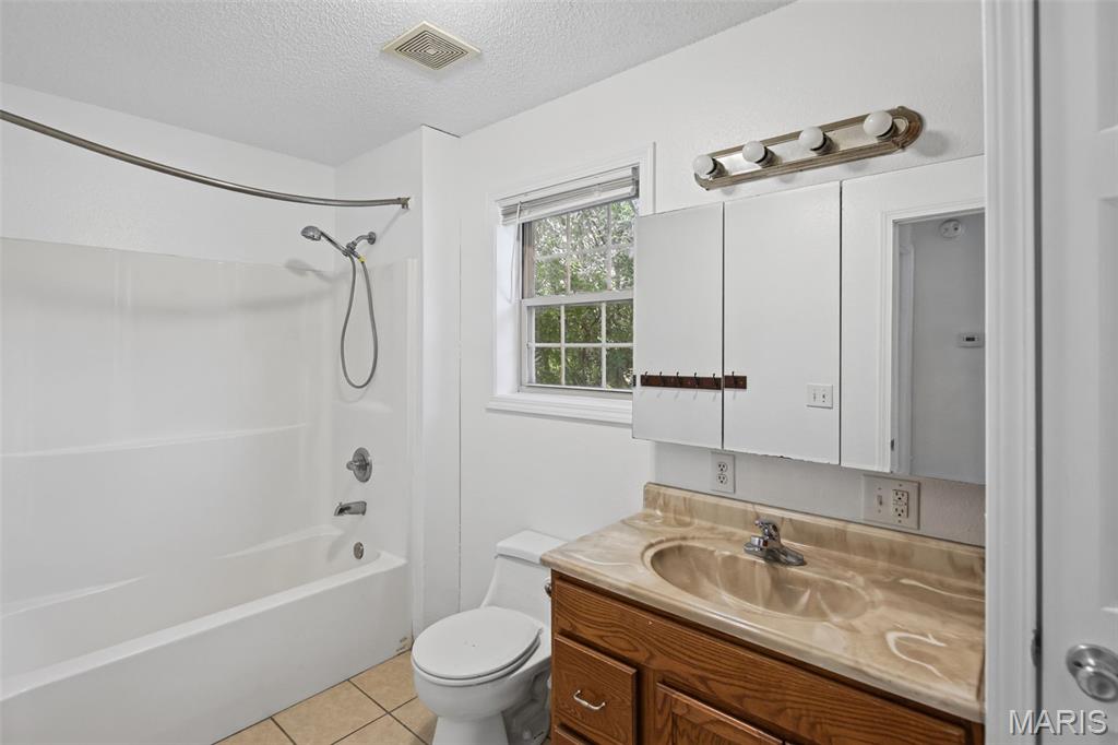 302 E Central Street Property Photo 25