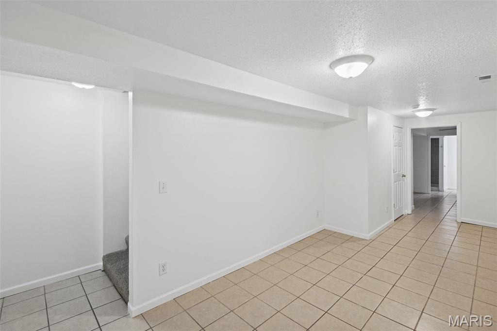302 E Central Street Property Photo 27