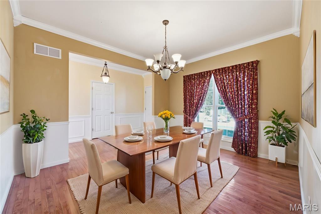 1615 Wainscott Court Property Photo 7