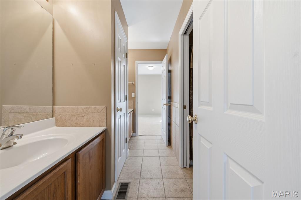 1615 Wainscott Court Property Photo 31