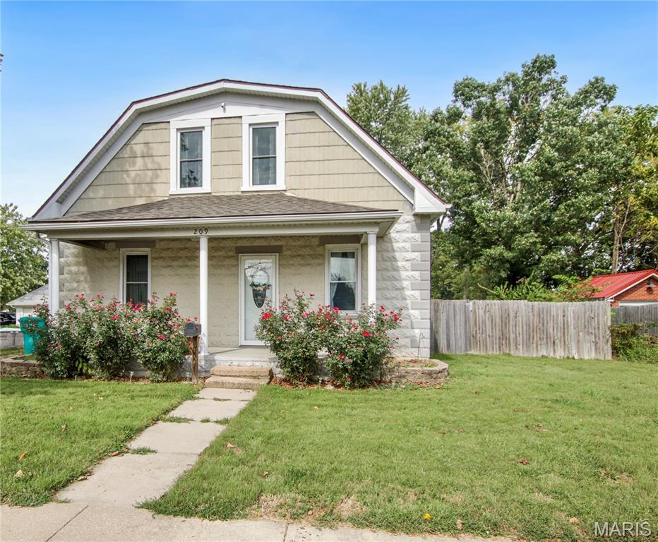 209 W Madison Avenue Property Photo 1