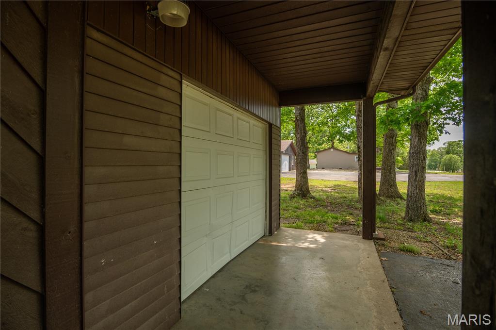 16590 Wayne D Property Photo 33