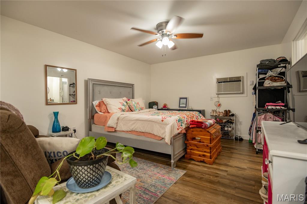 16590 Wayne D Property Photo 48