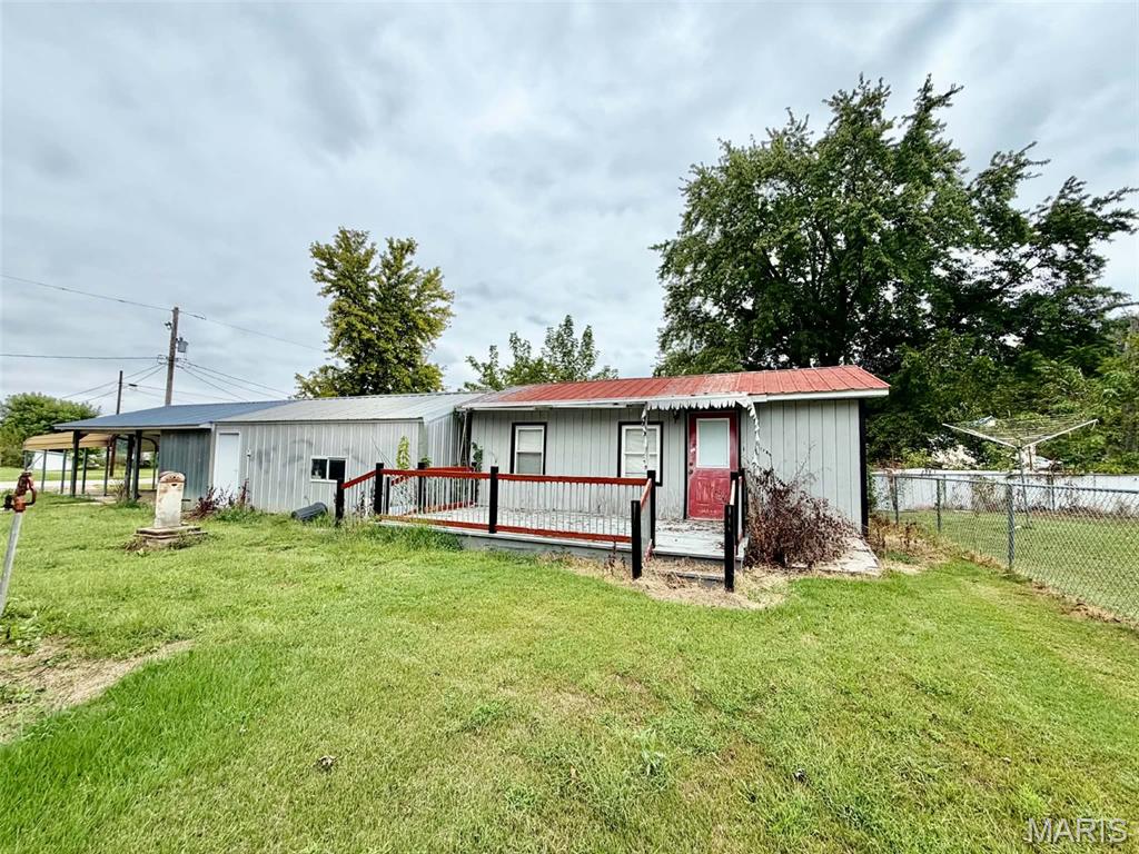423 Water Street Property Photo 2