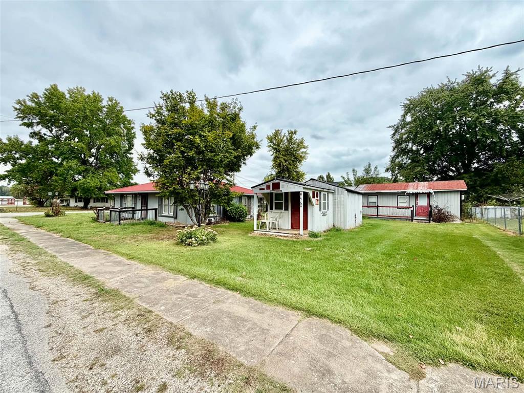 423 Water Street Property Photo 3