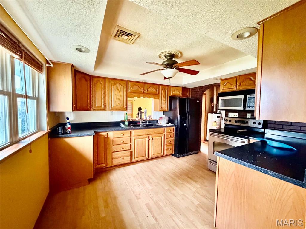 423 Water Street Property Photo 7
