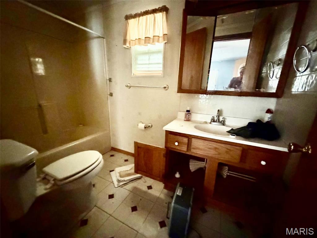 423 Water Street Property Photo 11