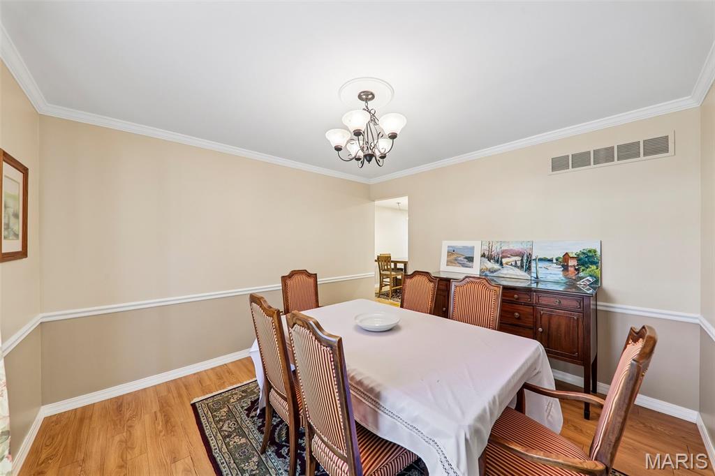16550 Green Pines Drive Property Photo 10