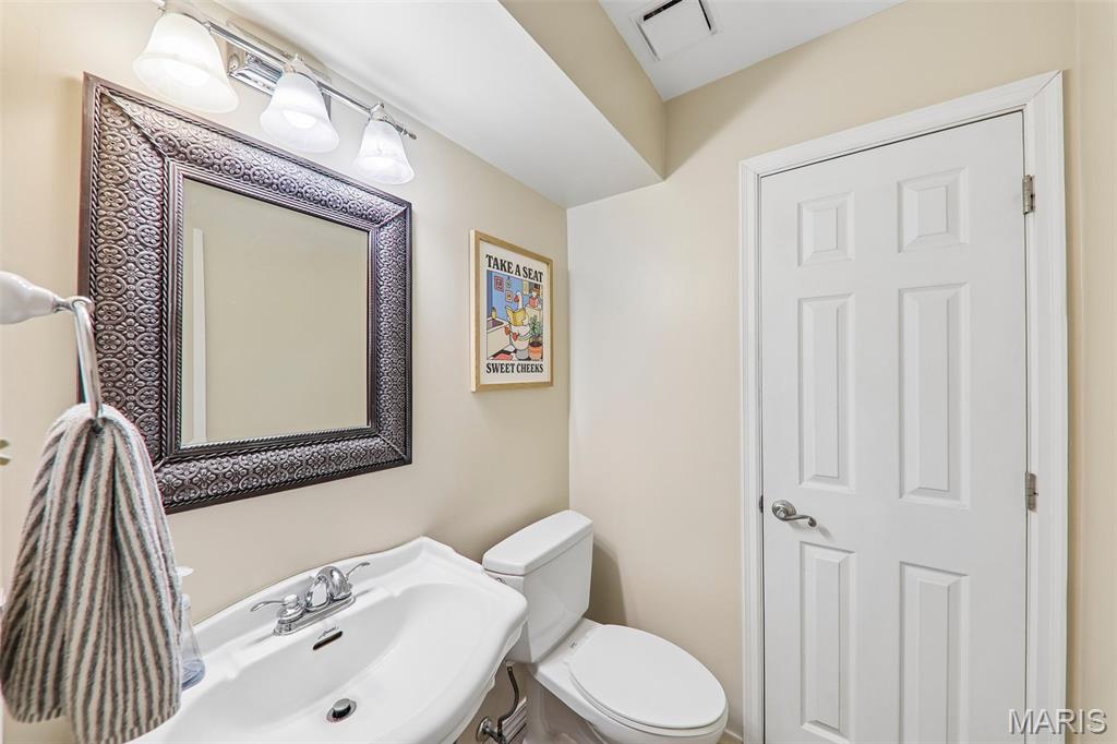 16550 Green Pines Drive Property Photo 20