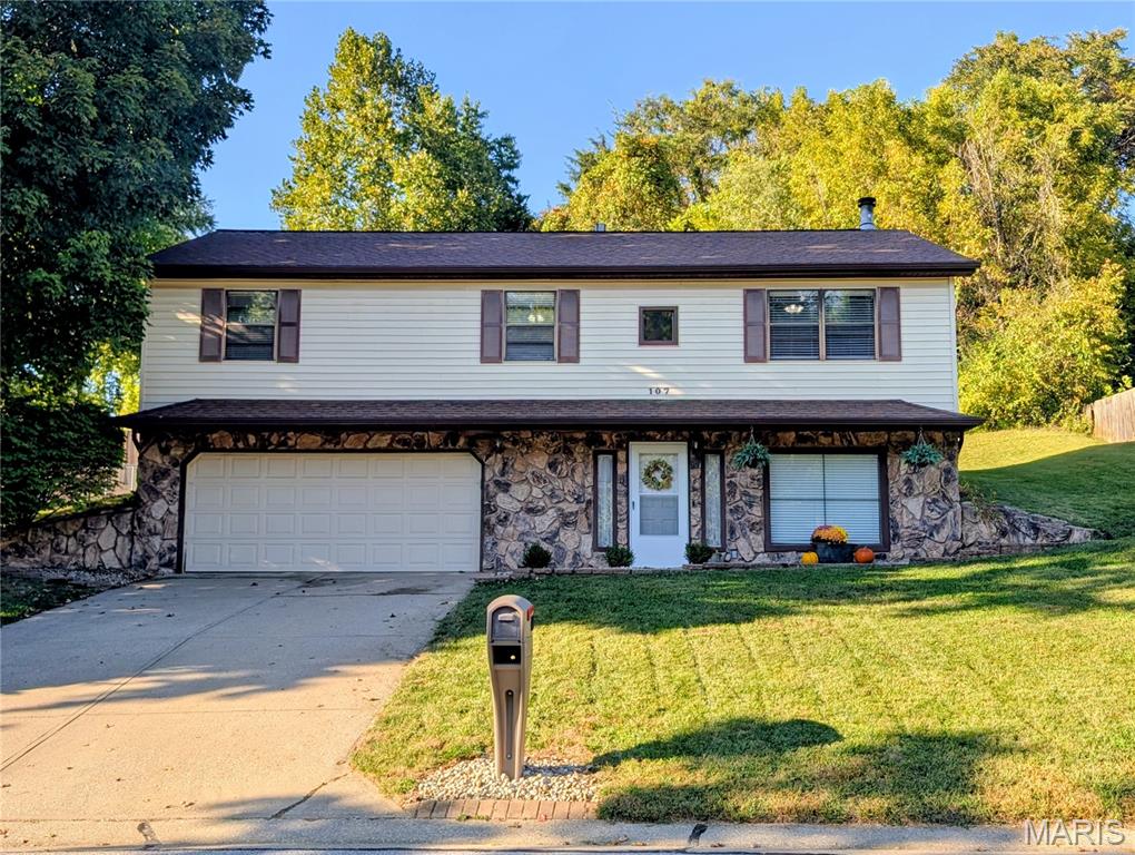 107 Schiller Drive Property Photo 1