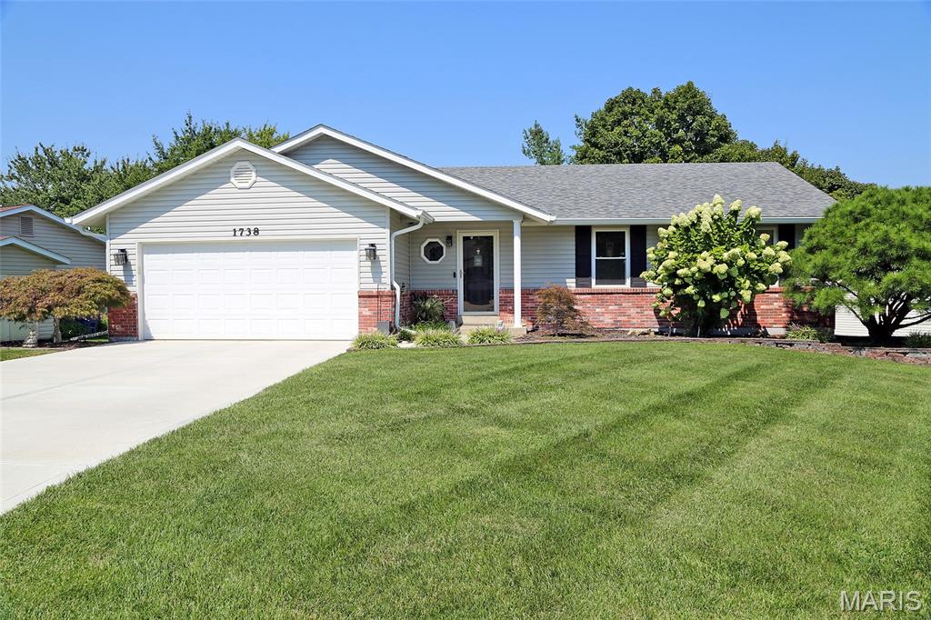 1738 Sun Drop Drive Property Photo 1