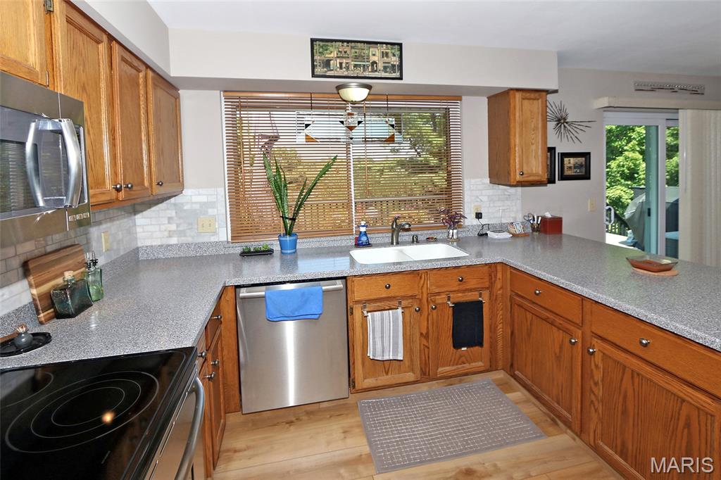 1738 Sun Drop Drive Property Photo 10