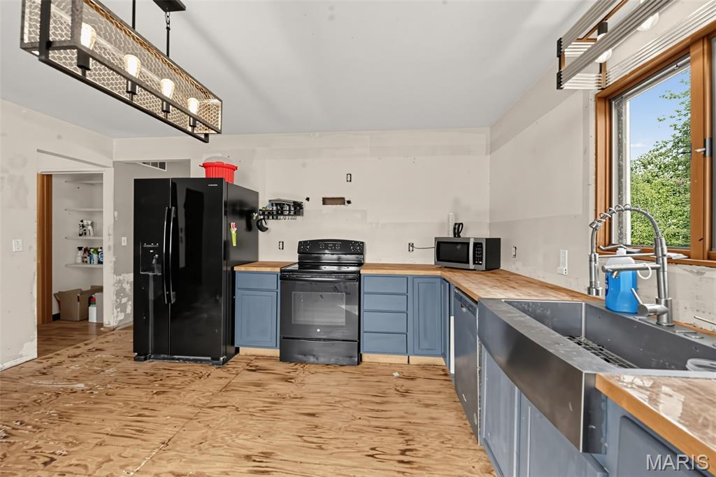 10 Gage Road Property Photo 38