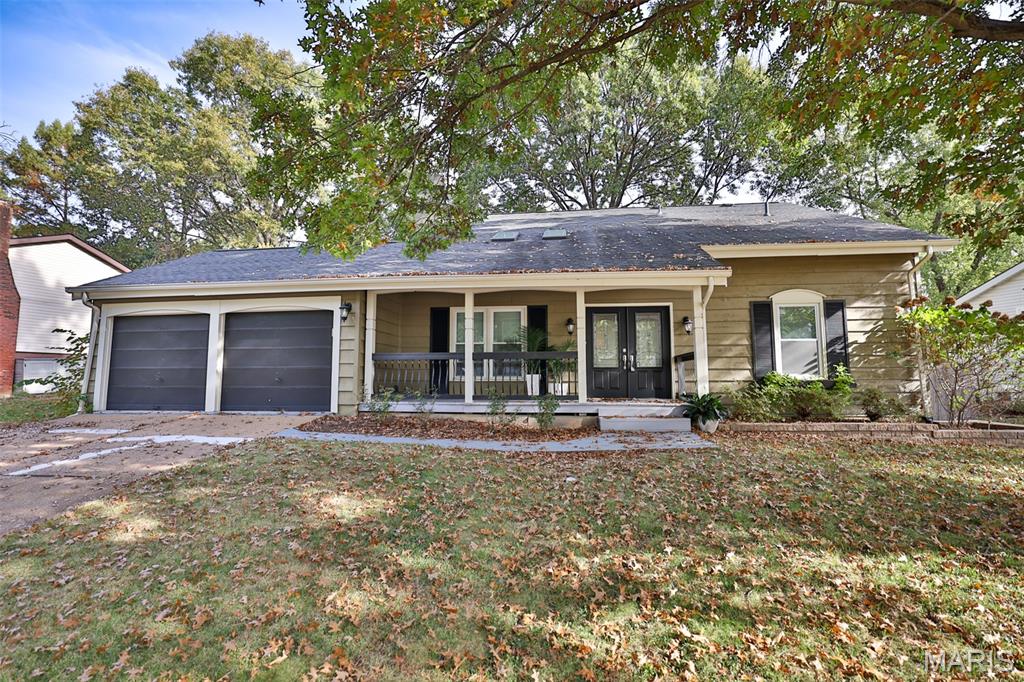 834 Garonne Drive Property Photo 1