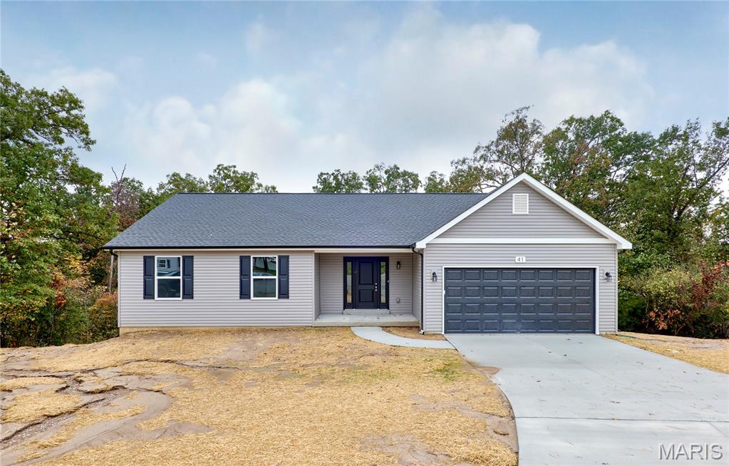 41 Sugar Creek Court Property Photo 1