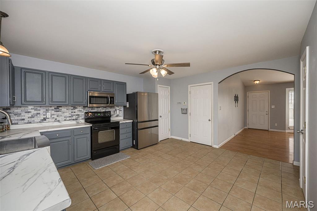 17 Stephen Avenue Property Photo 10