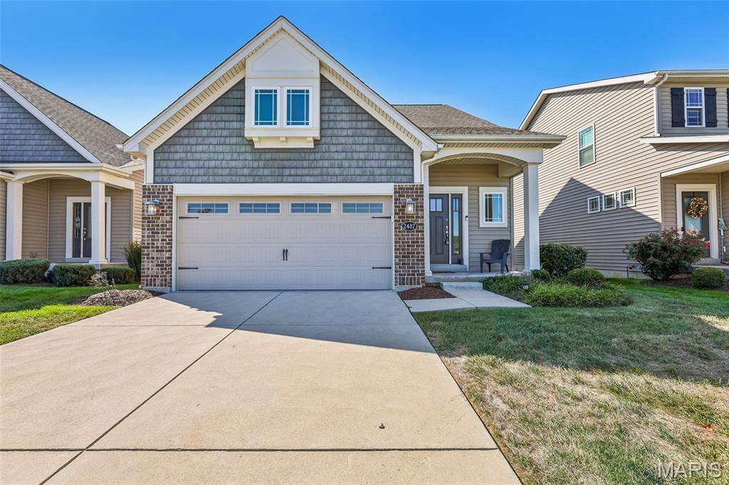 2487 Windswept Farms Drive Property Photo 1