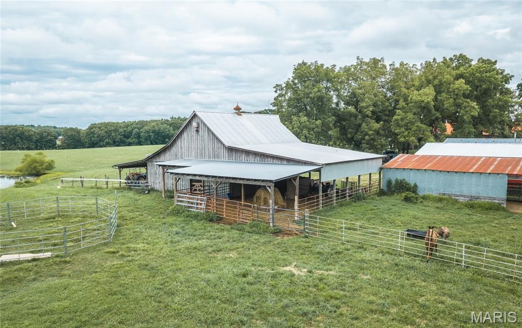 1137-3 Highway F Property Photo 46