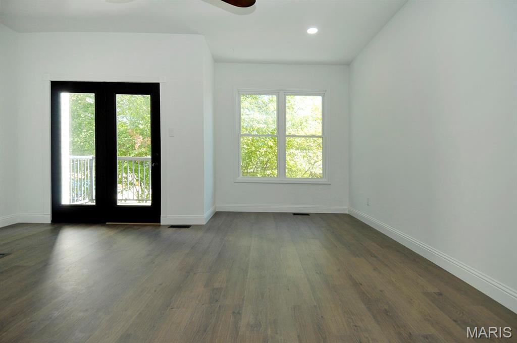4520 W Pine Boulevard 8 Property Photo 21