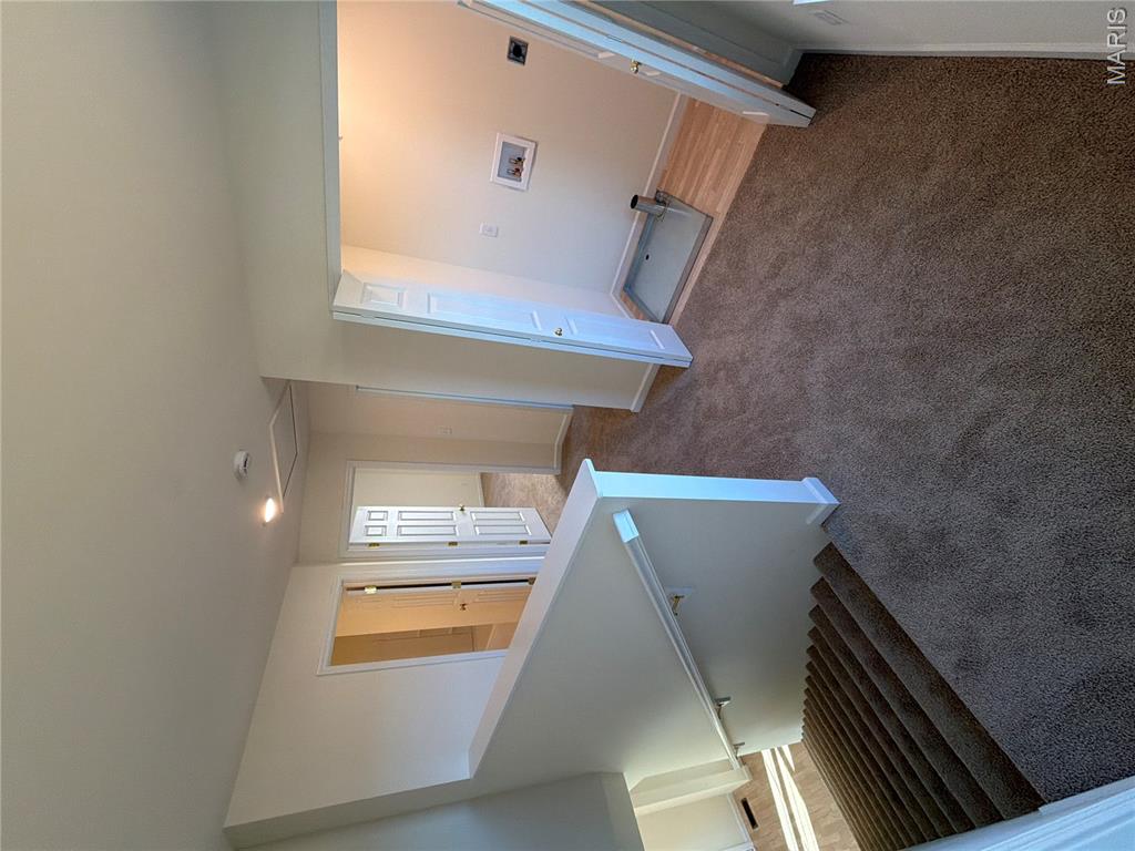 417 Yellow Rose Court Property Photo 10