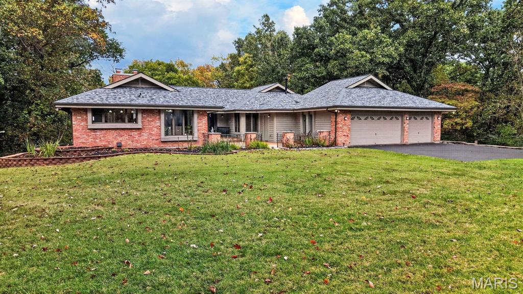 56 Chesterfield Lakes Road Property Photo 1