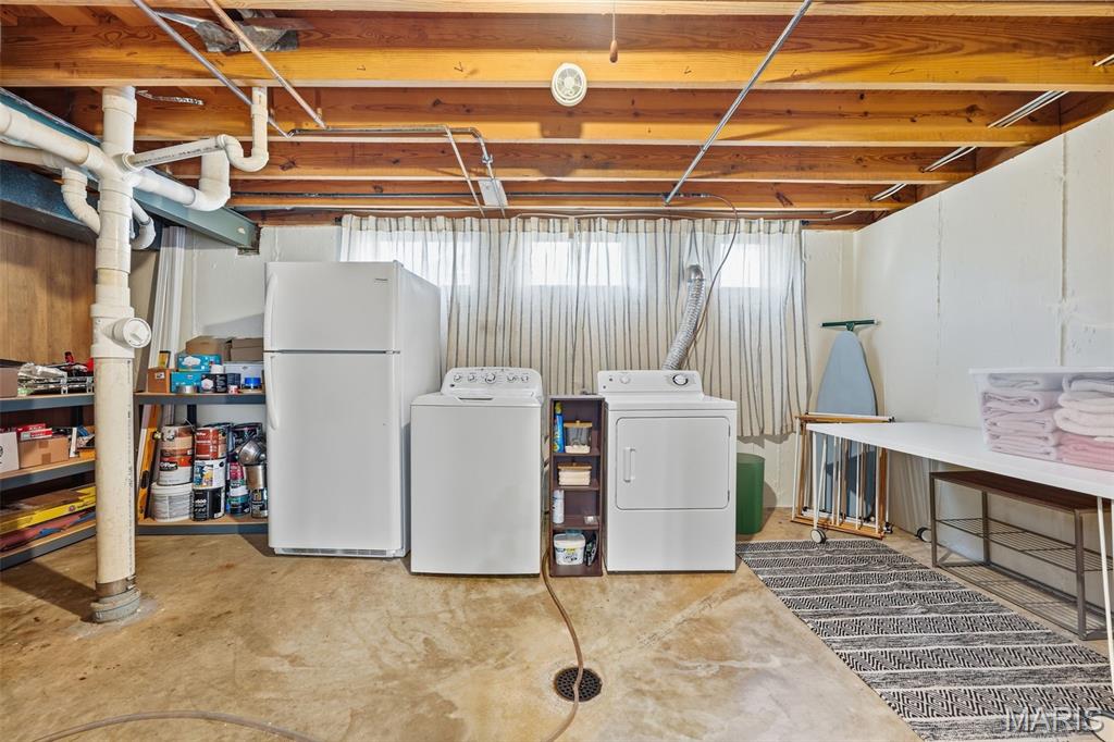 237 Mar El Court Property Photo 23