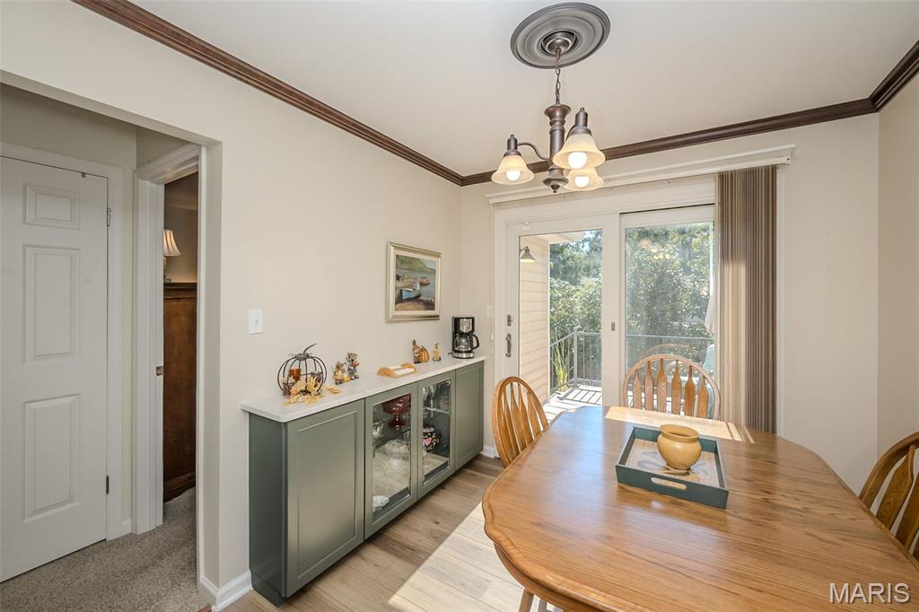 1077 Brooksgate Manor Drive Property Photo 17