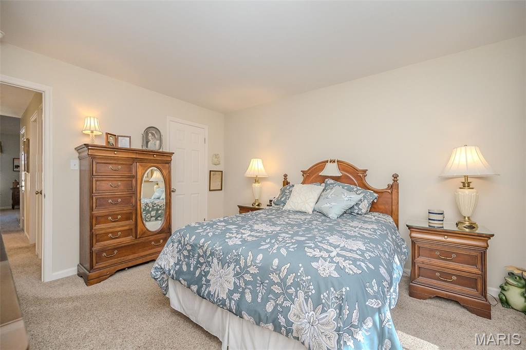 1077 Brooksgate Manor Drive Property Photo 20