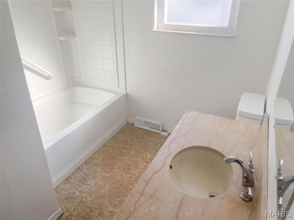 8 Monticello Place Property Photo 16